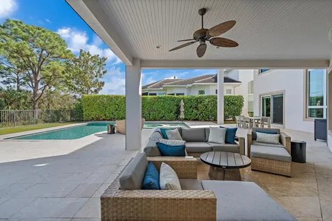 1727 W Hemingway Drive Juno Beach FL 33408