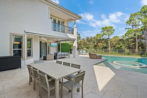 1727 W Hemingway Drive Juno Beach FL 33408