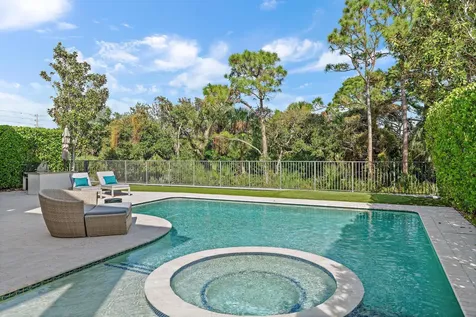 1727 W Hemingway Drive Juno Beach FL 33408