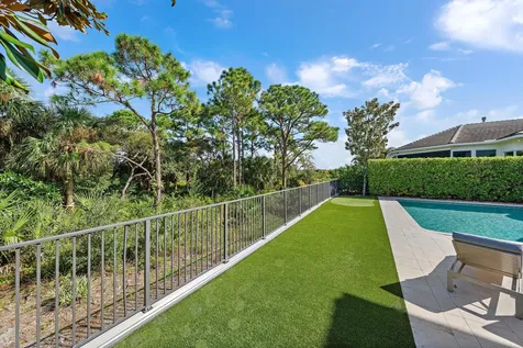 1727 W Hemingway Drive Juno Beach FL 33408