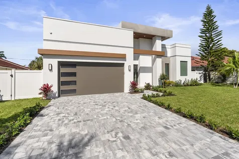 7537 W Country Club Boulevard Boca Raton FL 33487