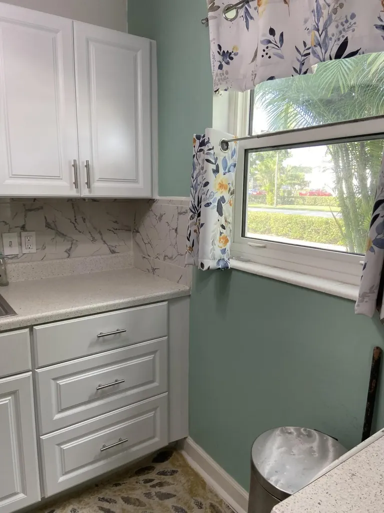 196 Chatham J West Palm Beach FL 33417