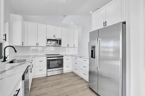 19285 Cherry Hills Terrace Boca Raton FL 33498