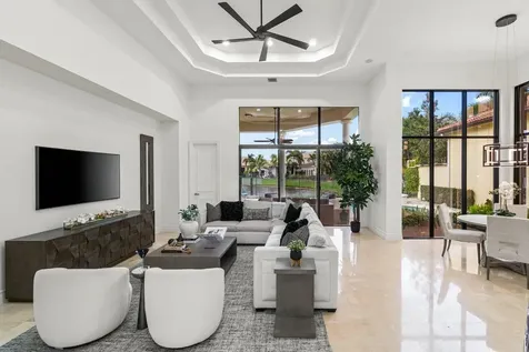 17939 Lake Azure Way Boca Raton FL 33496