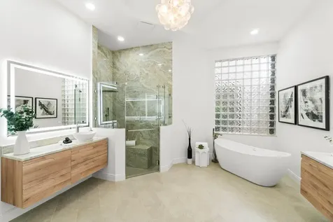 17939 Lake Azure Way Boca Raton FL 33496