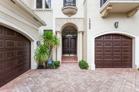 17939 Lake Azure Way Boca Raton FL 33496