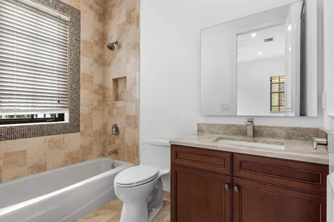 17939 Lake Azure Way Boca Raton FL 33496