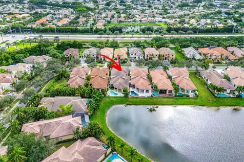 17939 Lake Azure Way Boca Raton FL 33496