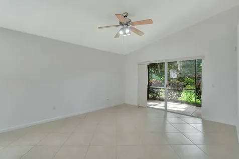11141 Kapalua Way Boynton Beach FL 33437