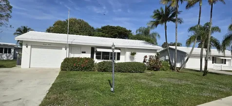 1915 Sw 18th Street Boynton Beach FL 33426