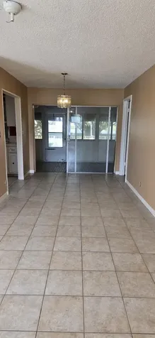 1915 Sw 18th Street Boynton Beach FL 33426