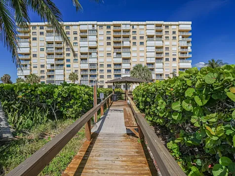 3200 N Highway A1a Hutchinson Island FL 34949
