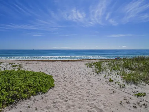 3200 N Highway A1a Hutchinson Island FL 34949