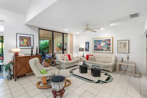 78 Hampshire Lane Boynton Beach FL 33436