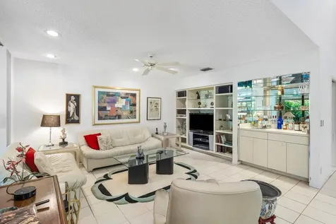 78 Hampshire Lane Boynton Beach FL 33436