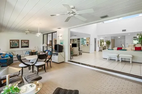 78 Hampshire Lane Boynton Beach FL 33436