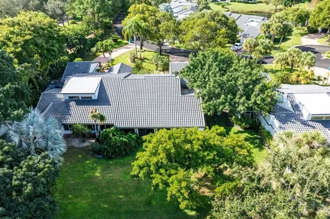 78 Hampshire Lane Boynton Beach FL 33436