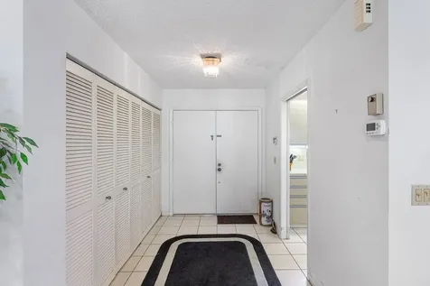 78 Hampshire Lane Boynton Beach FL 33436