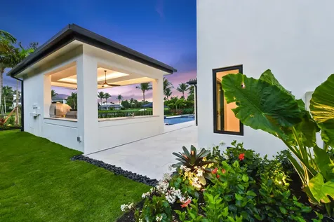 17577 Scarsdale Way Boca Raton FL 33496