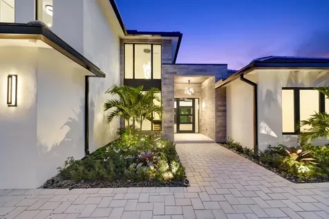 17577 Scarsdale Way Boca Raton FL 33496