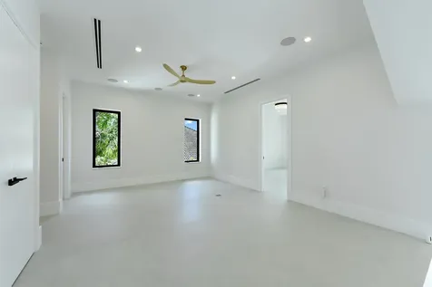 17577 Scarsdale Way Boca Raton FL 33496