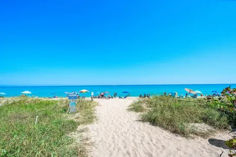 2860 S Ocean Boulevard Palm Beach FL 33480