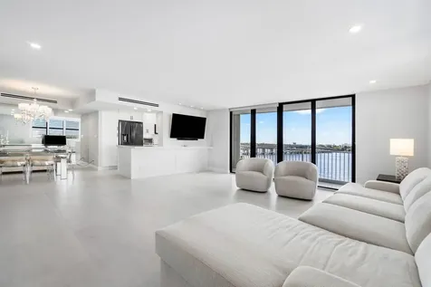 2860 S Ocean Boulevard Palm Beach FL 33480