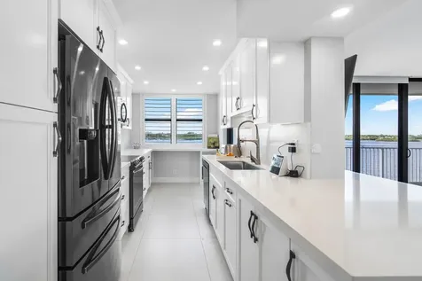 2860 S Ocean Boulevard Palm Beach FL 33480