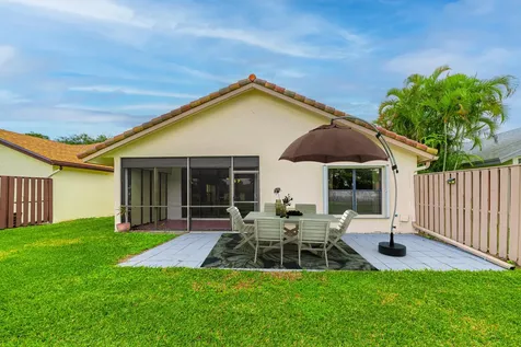 4880 Boxwood Circle Boynton Beach FL 33436