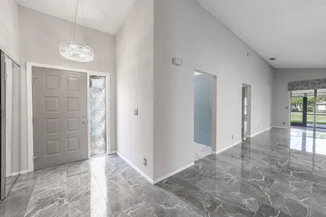 4880 Boxwood Circle Boynton Beach FL 33436