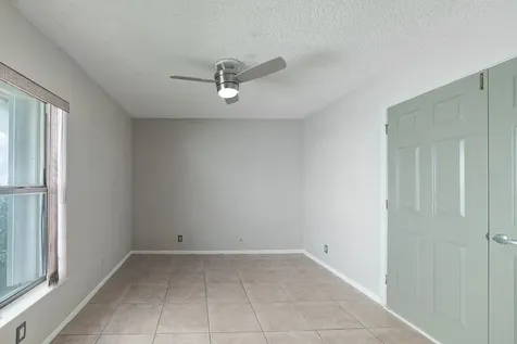 4880 Boxwood Circle Boynton Beach FL 33436