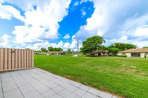 4880 Boxwood Circle Boynton Beach FL 33436