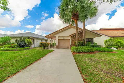 4880 Boxwood Circle Boynton Beach FL 33436