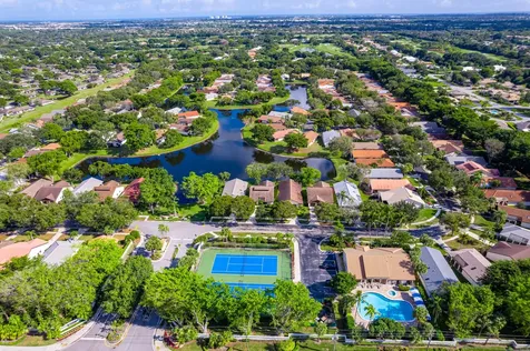 4880 Boxwood Circle Boynton Beach FL 33436