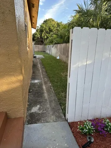 833 Briggs Street West Palm Beach FL 33405