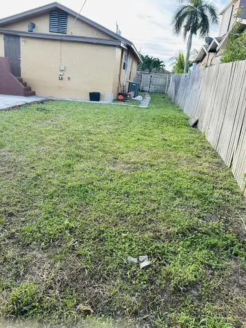 833 Briggs Street West Palm Beach FL 33405