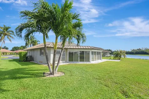 330 Cedar Key Circle Atlantis FL 33462