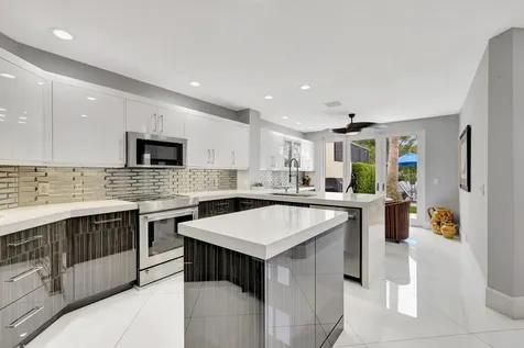 5625 Nw 24th Terrace Boca Raton FL 33496