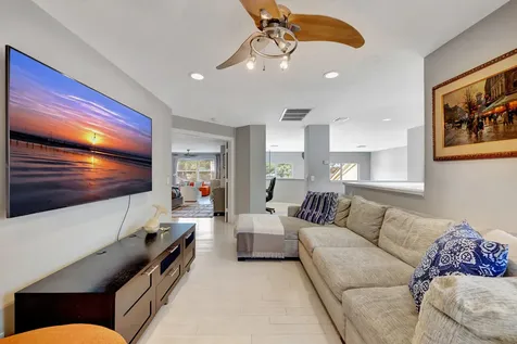 5625 Nw 24th Terrace Boca Raton FL 33496