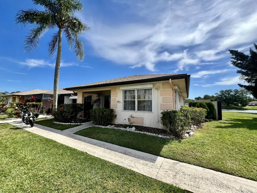 5828 Honeybell Court Fort Pierce FL 34982