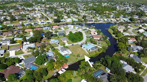 178 NE Dominican Terrace Port Saint Lucie FL 34983