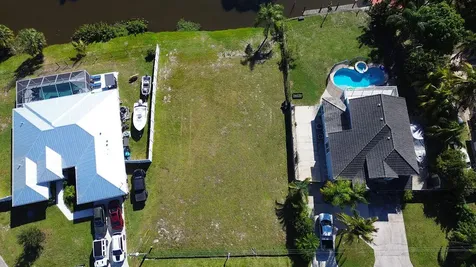 178 NE Dominican Terrace Port Saint Lucie FL 34983