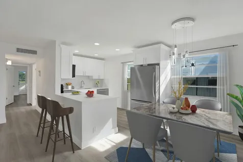 710 Burgundy O Delray Beach FL 33484