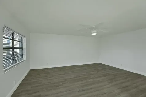 710 Burgundy O Delray Beach FL 33484