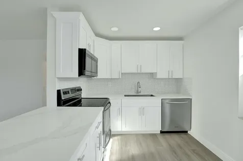 710 Burgundy O Delray Beach FL 33484