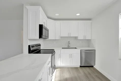 710 Burgundy O Delray Beach FL 33484