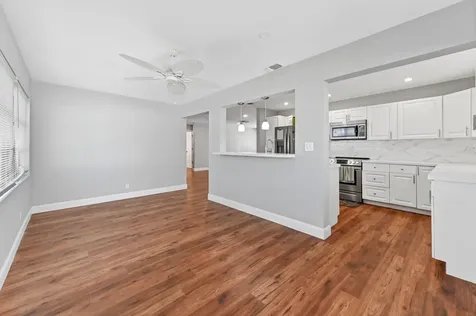 2110 Sw 22nd Street Boynton Beach FL 33426