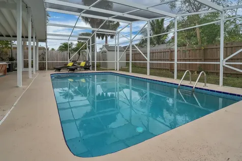 538 Riverside Drive Palm Beach Gardens FL 33410