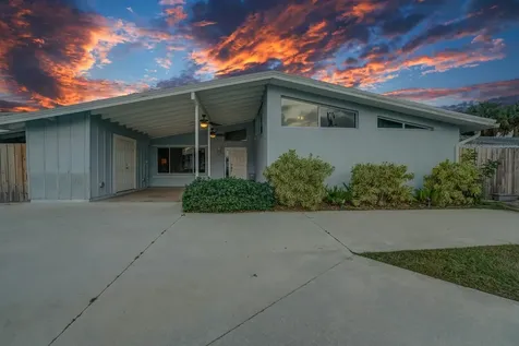 538 Riverside Drive Palm Beach Gardens FL 33410