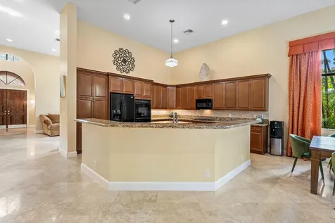 17928 Villa Club Way Boca Raton FL 33496